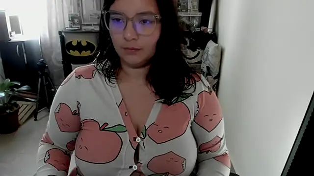 aika-dreams online show from April 2026 02:40:02 PM