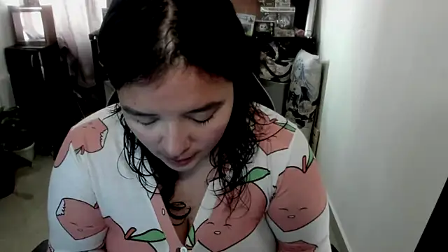 Snapshot of aika-dreams chatting on June 2026 01:56:01 PM aika-dreams online show from June 2026 01:56:01 PM
