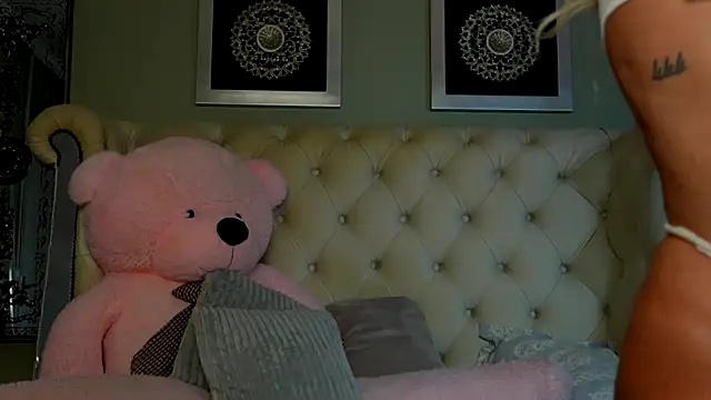 Squirt Tanya online show from March 2025 03:47:01 AM