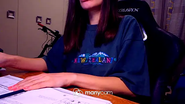 GodlyTheia online show from March 2025 11:43:01 AM