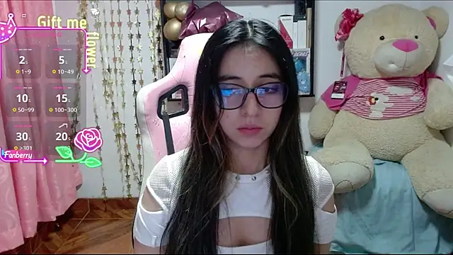 Maggie Fox3 online show from October 2025 03:07:02 AM