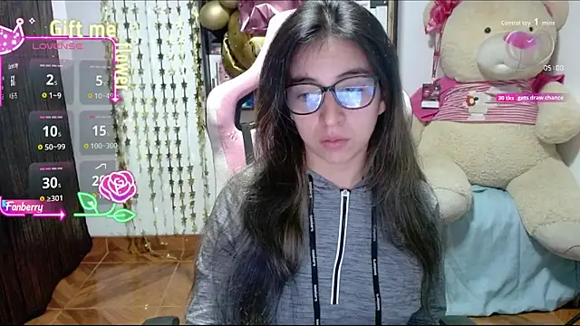 Maggie Fox3 online show from October 2025 01:39:01 AM