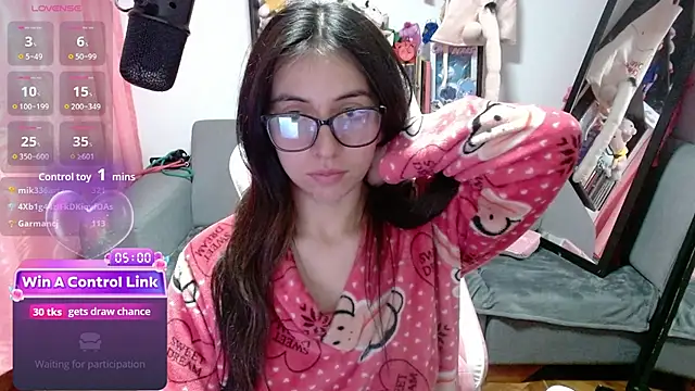 Maggie Fox3 online show from March 2026 08:26:33 AM