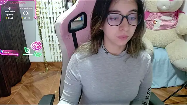 Maggie Fox3 online show from October 2025 12:47:01 AM