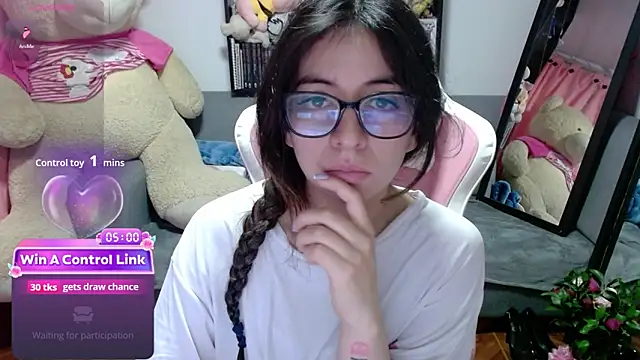 Maggie Fox3 online show from March 2026 01:22:01 AM