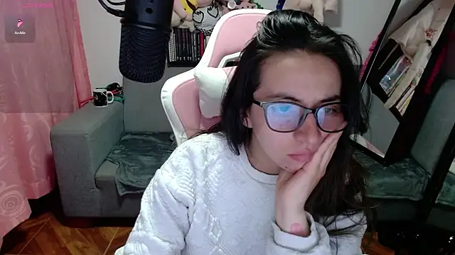 Maggie Fox3 online show from March 2026 03:19:02 AM