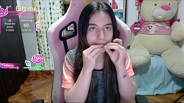 Maggie Fox3 online show from October 2025 12:34:01 AM