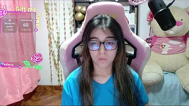 Maggie Fox3 online show from October 2025 12:44:01 AM