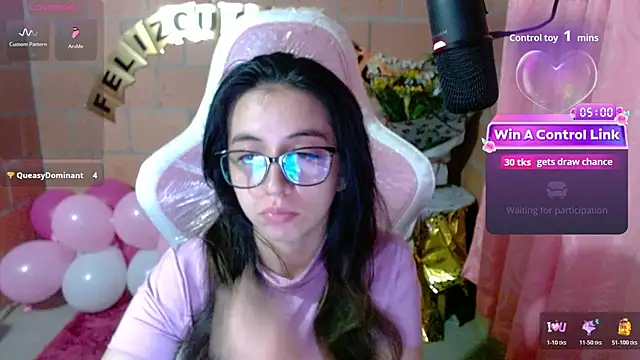 Snapshot of Maggie_Fox3 chatting on June 2026 01:55:02 AM Maggie Fox3 online show from June 2026 01:55:02 AM