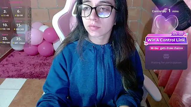 Snapshot of Maggie_Fox3 chatting on June 2026 05:40:01 AM Maggie Fox3 online show from June 2026 05:40:01 AM