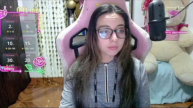 Maggie Fox3 online show from October 2025 01:17:02 AM