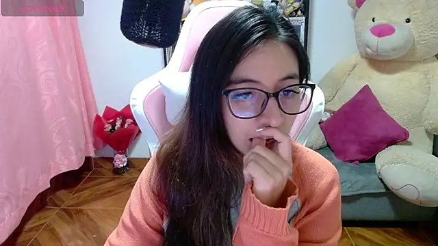 Maggie Fox3 online show from February 2026 12:52:02 AM