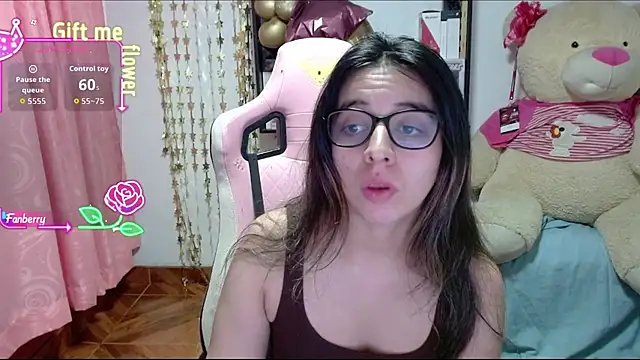 Maggie Fox3 online show from October 2025 02:10:02 AM