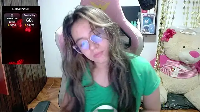 Maggie Fox3 online show from February 2025 02:20:01 AM