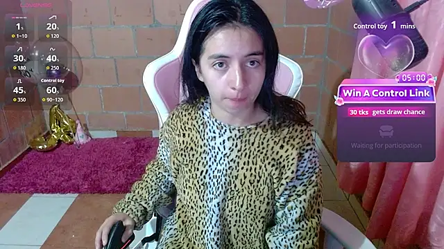 Snapshot of Maggie_Fox3 chatting on July 2026 01:27:01 AM Maggie Fox3 online show from July 2026 01:27:01 AM