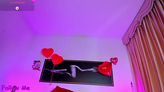 Snapshot of perla_hott1 chatting on February 2026 03:01:02 PM perla hott1 online show from February 2026 03:01:02 PM