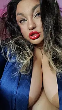 Larissa K online show from February 2026 04:07:01 PM