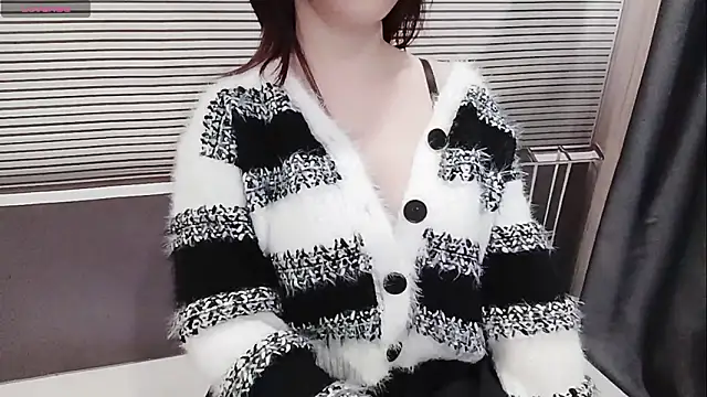 Snapshot of pelue chatting on March 2026 01:33:02 AM pelue online show from March 2026 01:33:02 AM