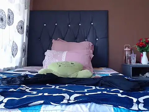 Lovelyboobs01 online show from December 2025 09:21:01 AM