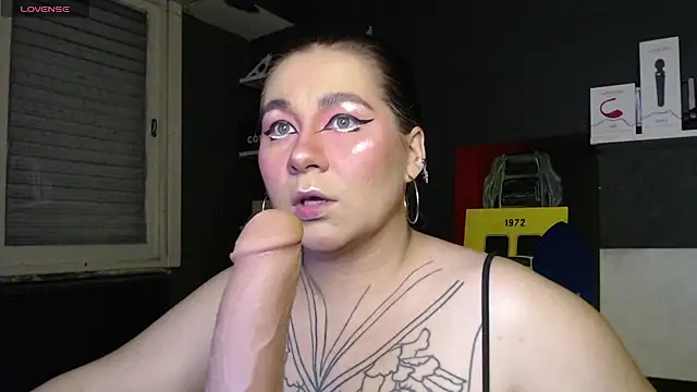 Snapshot of Enotika chatting on September 2025 10:45:01 PM Enotika online show from September 2025 10:45:01 PM