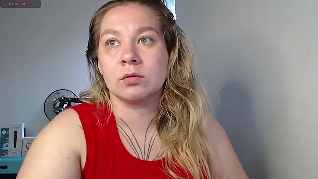 Snapshot of Enotika chatting on October 2025 07:26:02 PM Enotika online show from October 2025 07:26:02 PM