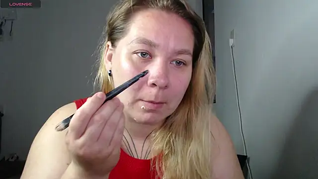 Snapshot of Enotika chatting on November 2025 10:24:02 PM Enotika online show from November 2025 10:24:02 PM