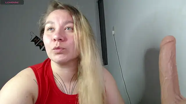 Snapshot of Enotika chatting on November 2025 11:10:02 PM Enotika online show from November 2025 11:10:02 PM