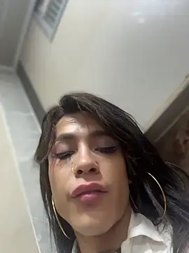 stormytt  online show from November 2025 12:38:01 PM