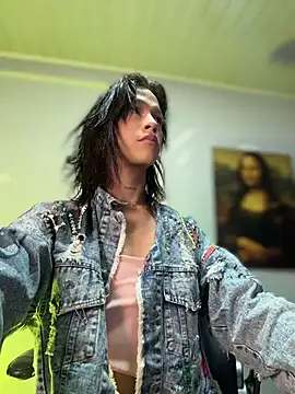 stormytt  online show from December 2025 05:19:01 AM