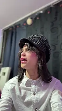 stormytt  online show from November 2025 01:31:02 AM