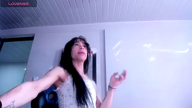 stormytt  online show from November 2025 07:07:01 PM