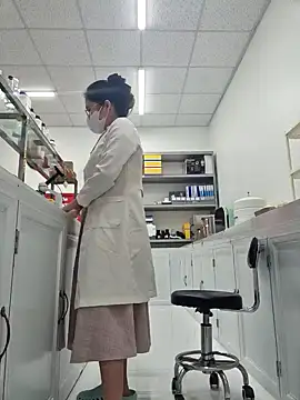 HinaLovely online show from March 2026 03:31:01 AM