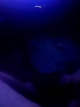 tubing0101 online show from December 2025 01:41:02 AM