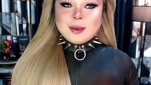 Snapshot of Mistress_DOMnicaaxx chatting on November 2025 12:20:01 PM Mistress DOMnicaaxx online show from November 2025 12:20:01 PM