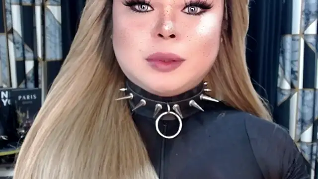 Snapshot of Mistress_DOMnicaaxx chatting on November 2025 02:55:02 PM Mistress DOMnicaaxx online show from November 2025 02:55:02 PM