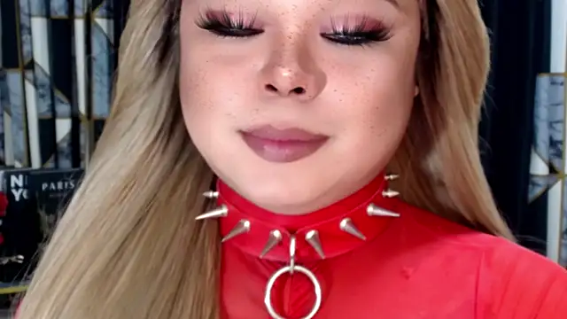 Snapshot of Mistress_DOMnicaaxx chatting on November 2025 06:44:02 PM Mistress DOMnicaaxx online show from November 2025 06:44:02 PM