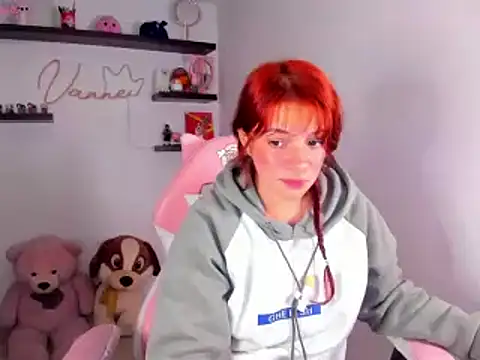 Vannessa  Shy online show from April 2026 09:10:02 PM