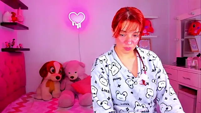 Snapshot of Vannessa__Shy chatting on July 2026 01:22:02 PM Vannessa Shy online show from July 2026 01:22:02 PM