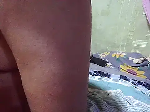 Snapshot of Alora-shine chatting on February 2025 05:43:02 AM Alora-shine online show from February 2025 05:43:02 AM