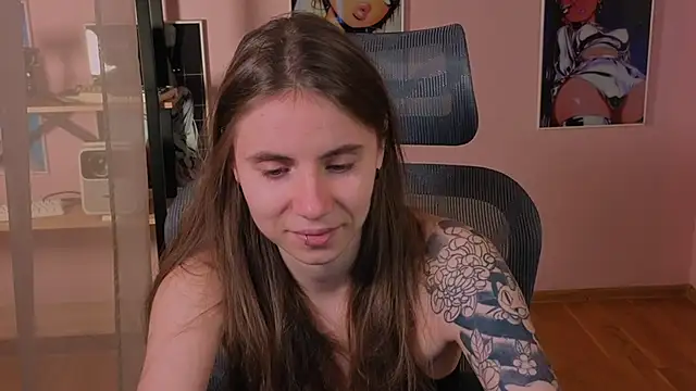 Snapshot of _AnnaStark_ chatting on November 2025 08:35:01 PM AnnaStark online show from November 2025 08:35:01 PM