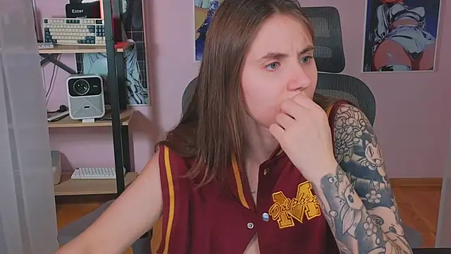 AnnaStark  online show from May 2026 08:35:01 PM