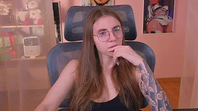 Snapshot of _AnnaStark_ chatting on November 2025 08:31:02 PM AnnaStark online show from November 2025 08:31:02 PM