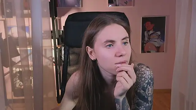 Snapshot of _AnnaStark_ chatting on September 2025 07:36:01 PM AnnaStark online show from September 2025 07:36:01 PM