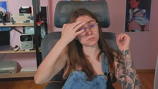  AnnaStark  online show from April 2026 08:37:02 PM