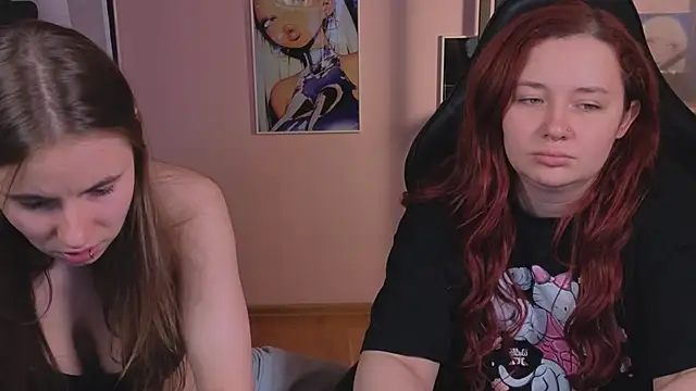 Snapshot of _AnnaStark_ chatting on October 2025 08:16:01 AM AnnaStark online show from October 2025 08:16:01 AM