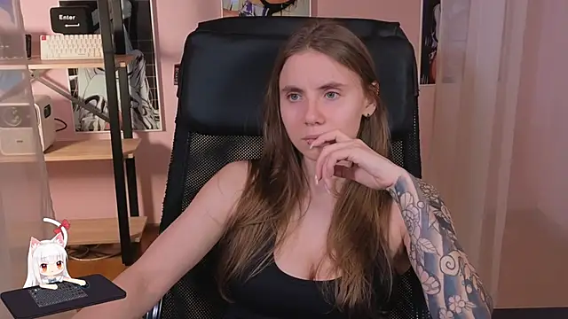 Snapshot of _AnnaStark_ chatting on September 2025 08:38:01 PM AnnaStark online show from September 2025 08:38:01 PM