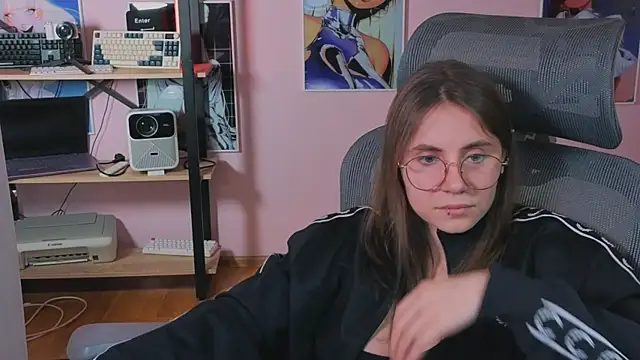  AnnaStark  online show from April 2026 09:39:33 PM