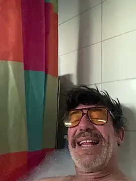 Snapshot of maxximere chatting on February 2026 04:53:02 PM maxximere online show from February 2026 04:53:02 PM