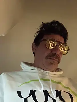 Snapshot of maxximere chatting on February 2026 07:24:02 PM maxximere online show from February 2026 07:24:02 PM