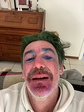 Snapshot of maxximere chatting on February 2026 12:37:01 PM maxximere online show from February 2026 12:37:01 PM